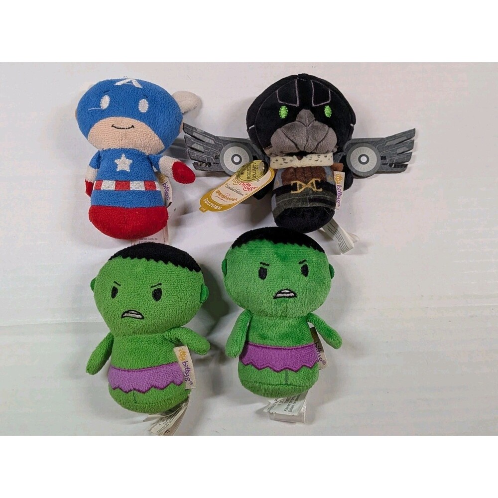 Hallmark Itty Bitty Spiderman Homecoming Vulture, Hulk And Captain America Plush